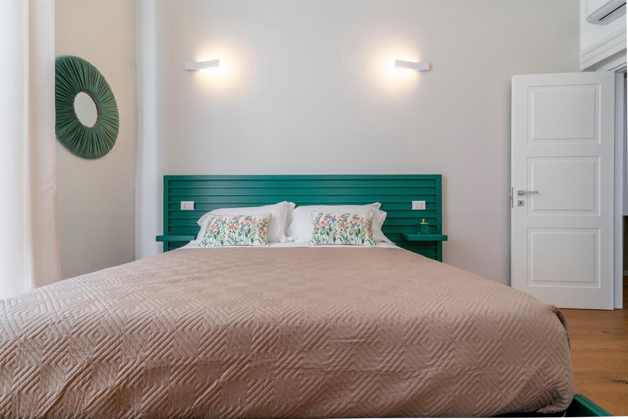 Socla Boutique Rta Aparthotel *